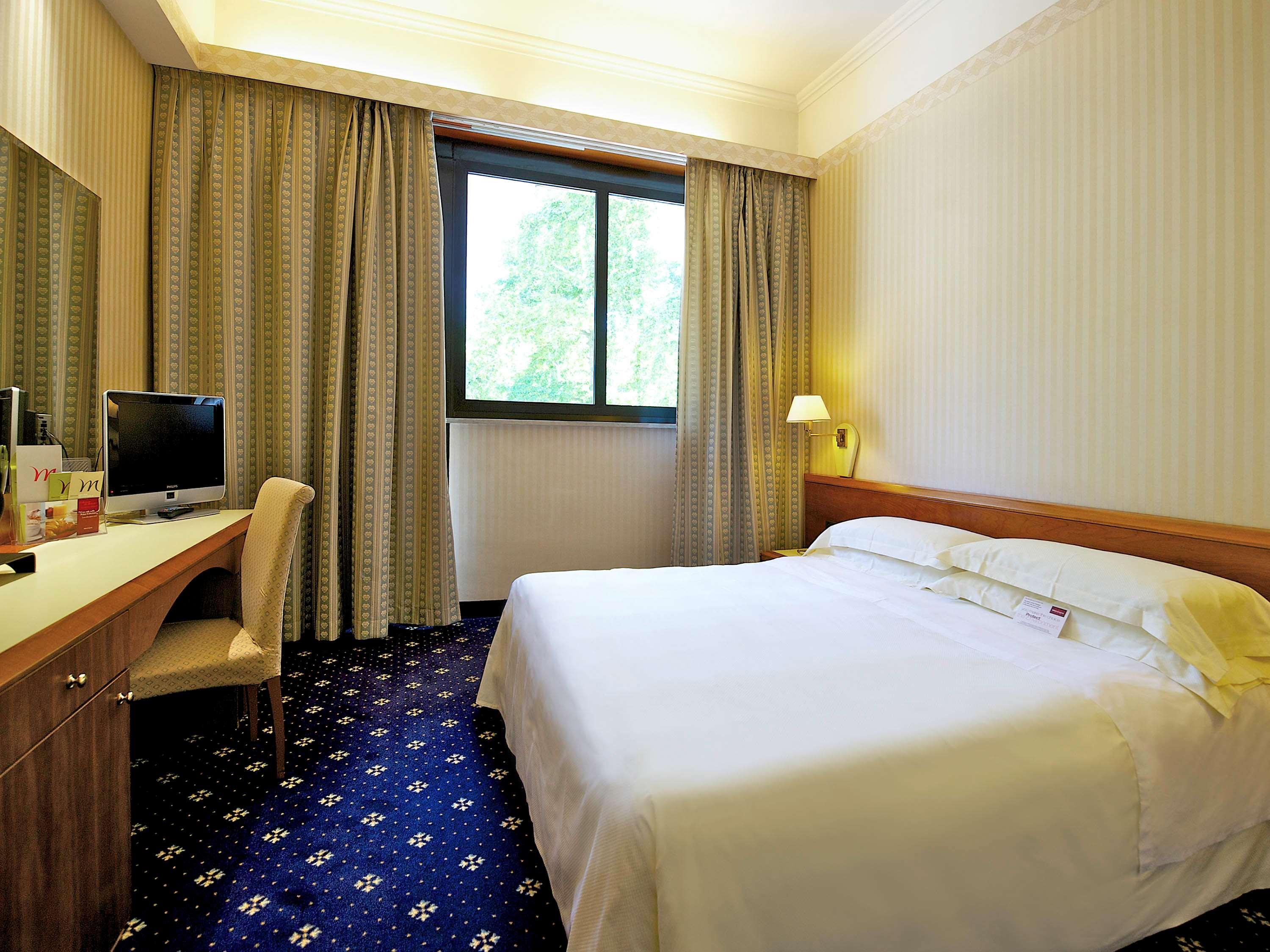 Mercure Reggio Emilia Centro Astoria Екстер'єр фото