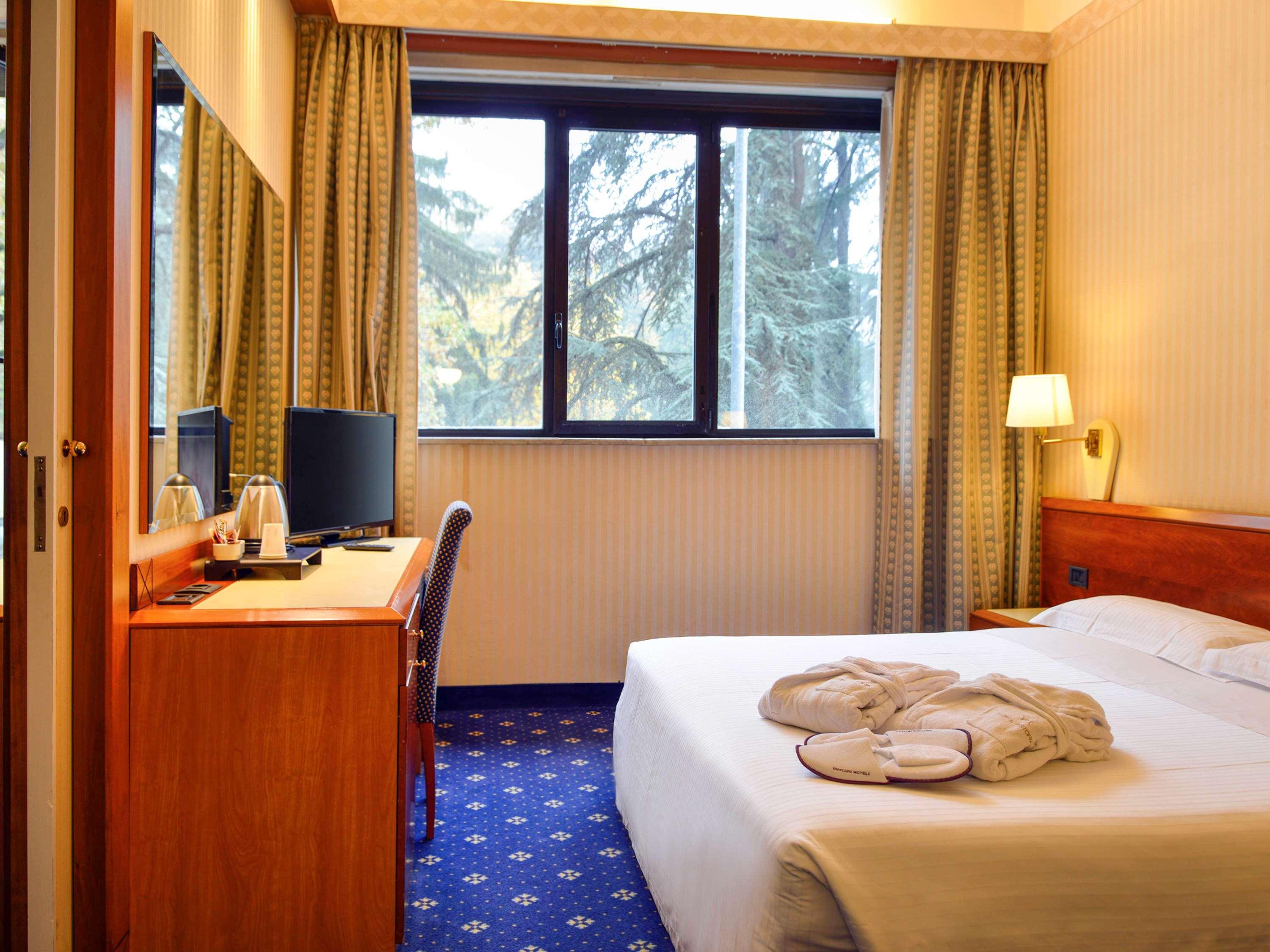 Mercure Reggio Emilia Centro Astoria Екстер'єр фото