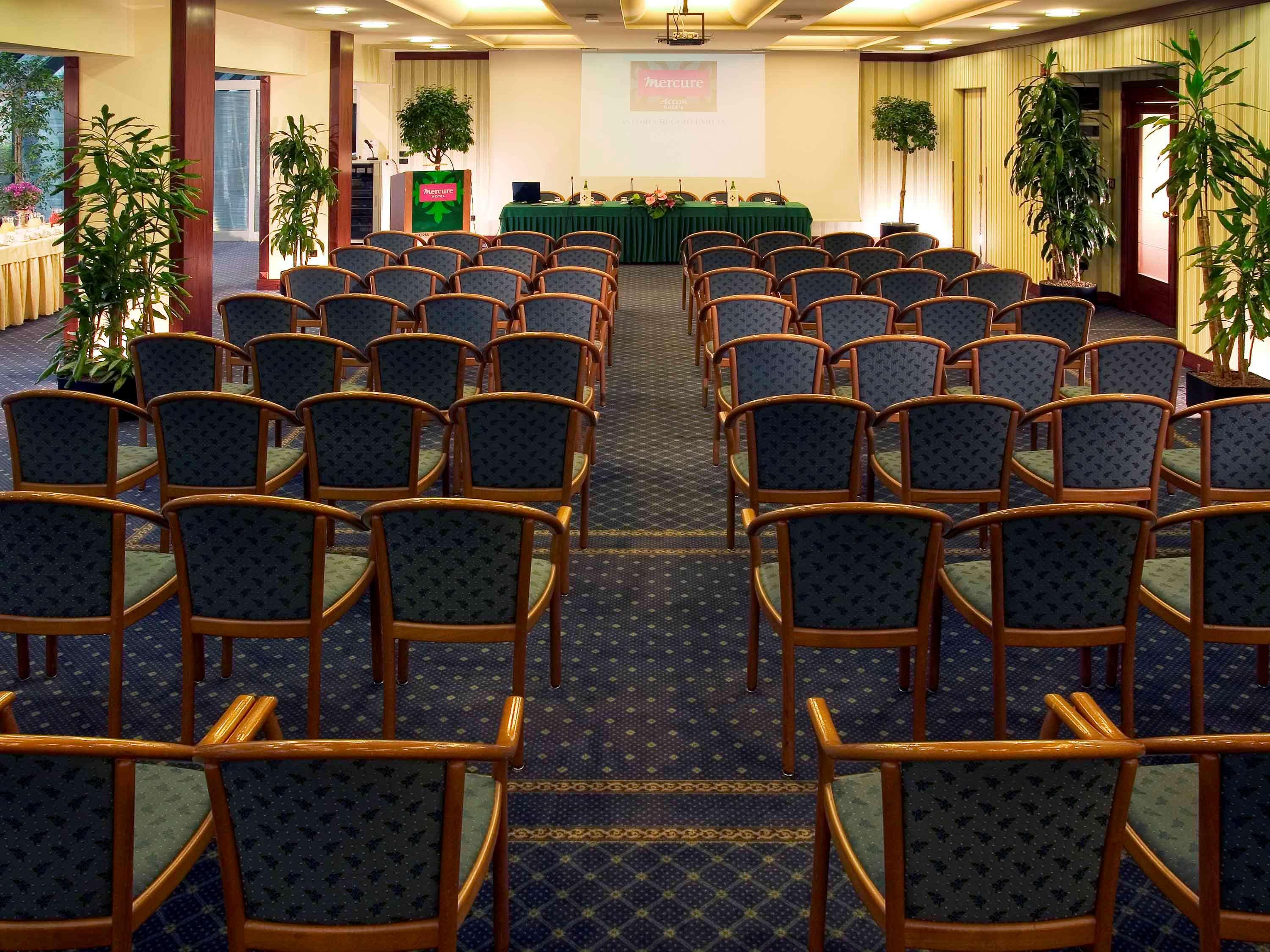 Mercure Reggio Emilia Centro Astoria Екстер'єр фото